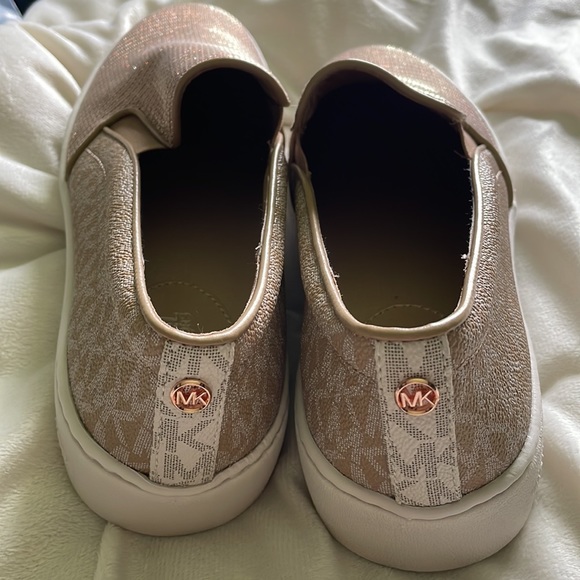 Rose gold slip ons - Picture 2 of 5